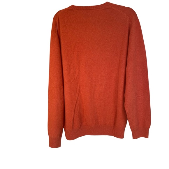 Jos. A. Bank Men's 100% cashemere Rust V-Neck Sweater - Picture 3 of 4